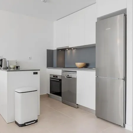 Luxury 2br - 400m To - Pool & Views - Casa Amigos Apartament *