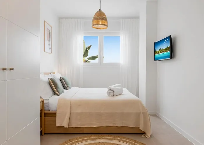 דירה Luxury 2br - 400m To - Pool & Views - Casa Amigos