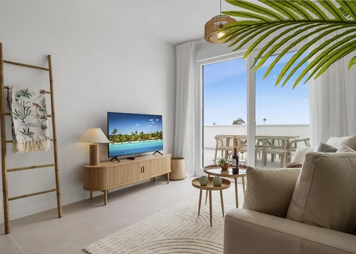 Luxury 2br - 400m To - Pool & Views - Casa Amigos * אסטפונה