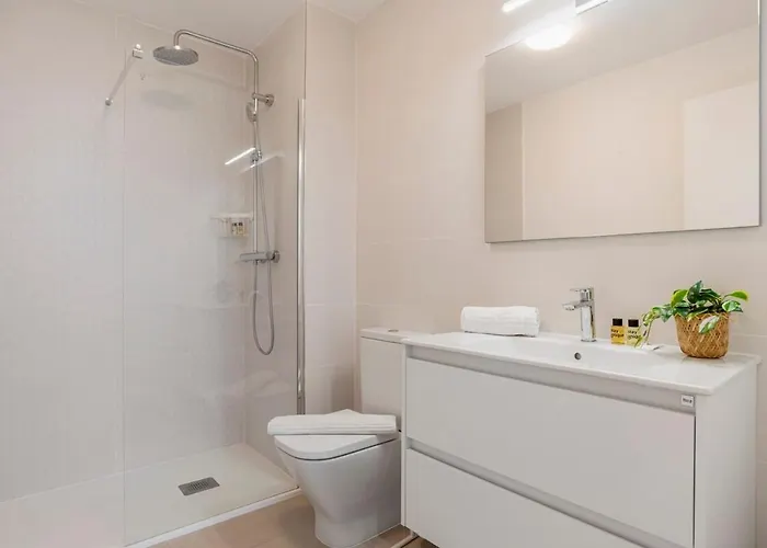 Luxury 2br - 400m To - Pool & Views - Casa Amigos דירה *