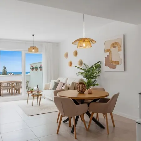 Luxury 2br - 400m To - Pool & Views - Casa Amigos