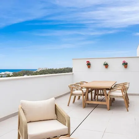 Luxury 2br - 400m To - Pool & Views - Casa Amigos *