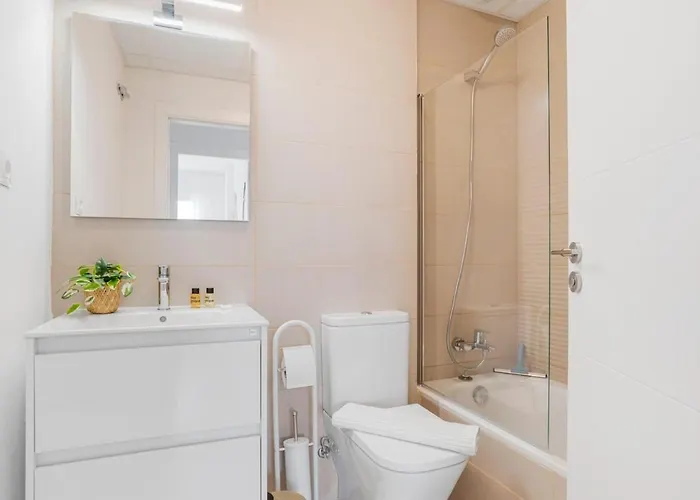 Luxury 2br - 400m To - Pool & Views - Casa Amigos Estepona