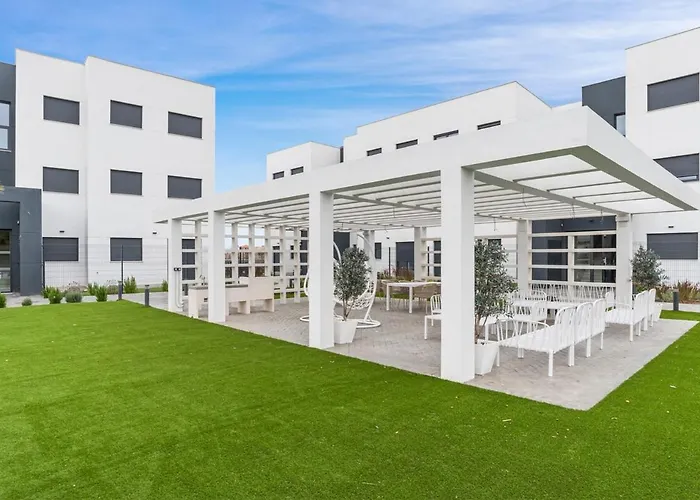 Luxury 2br - 400m To - Pool & Views - Casa Amigos *