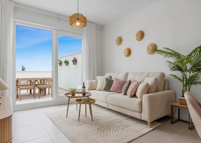 Luxury 2br - 400m To - Pool & Views - Casa Amigos Estepona